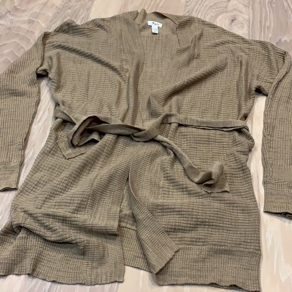 Thyme Maternity Cardigan - Size Small/Medium - Picture 2 of 8